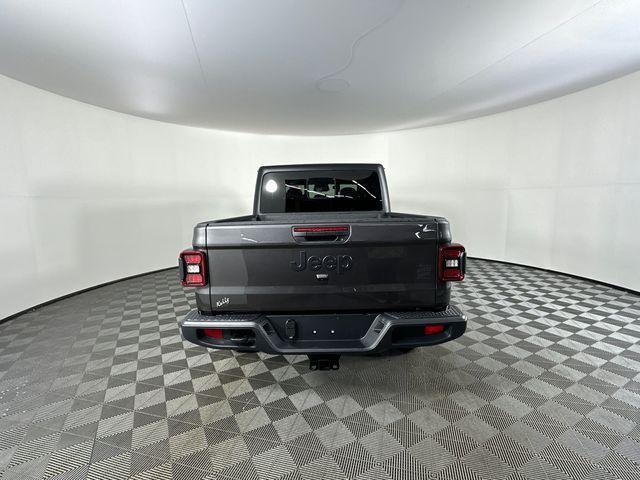 new 2026 Jeep Gladiator car, priced at $51,485