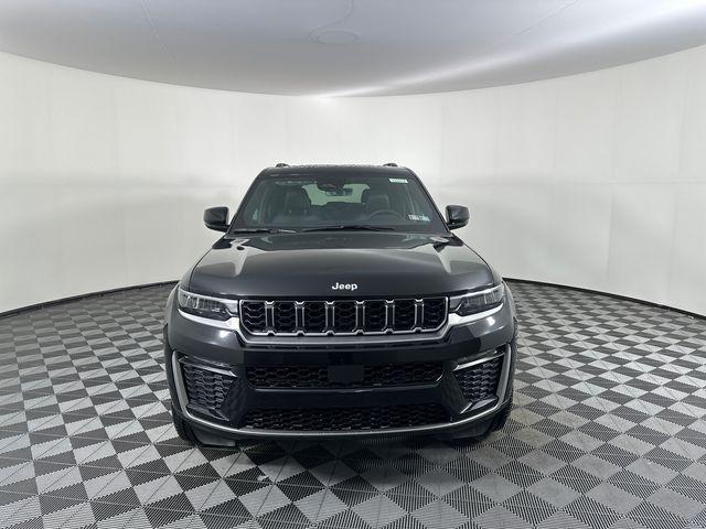 new 2026 Jeep Grand Cherokee car, priced at $48,965