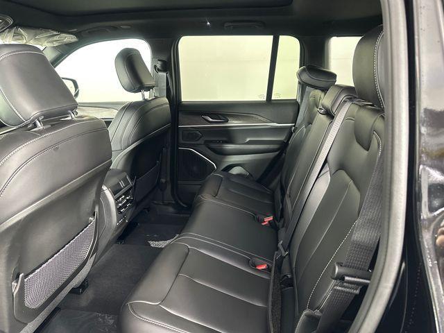 new 2026 Jeep Grand Cherokee car, priced at $48,965