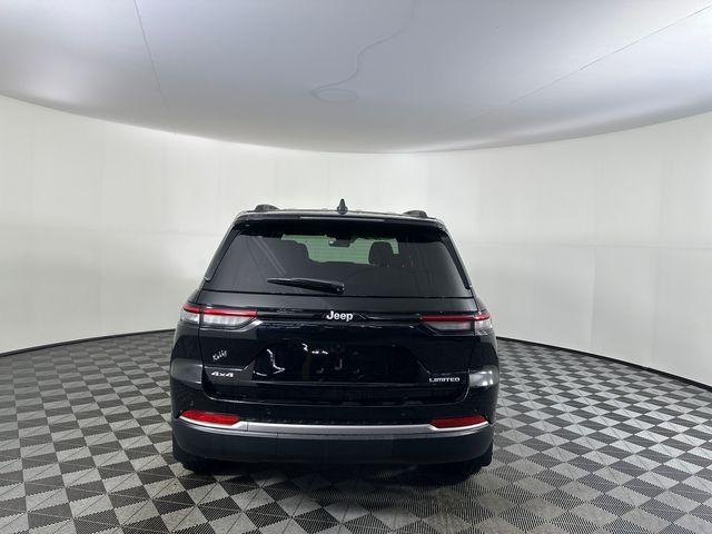 new 2026 Jeep Grand Cherokee car, priced at $48,965