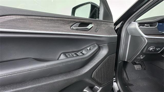 new 2025 Jeep Grand Cherokee car, priced at $46,111