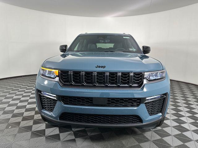 new 2026 Jeep Grand Cherokee L car, priced at $47,946