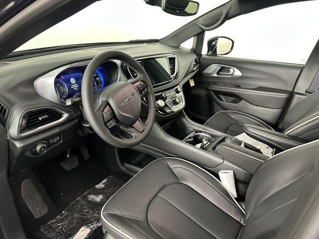 new 2026 Chrysler Pacifica car, priced at $53,460