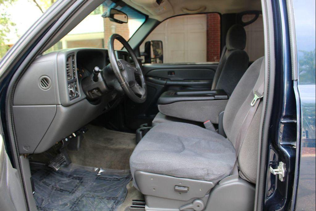 used 2005 GMC Sierra 2500 car, priced at $19,495