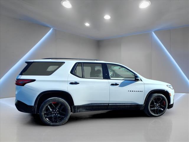used 2023 Chevrolet Traverse car, priced at $38,900