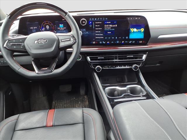 used 2025 Chevrolet Traverse car, priced at $57,500