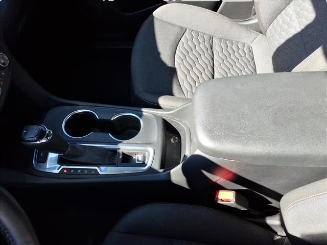 used 2021 Chevrolet Equinox car, priced at $18,900