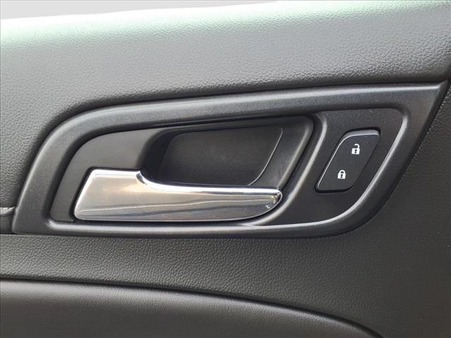 used 2018 Chevrolet Suburban car, priced at $25,900