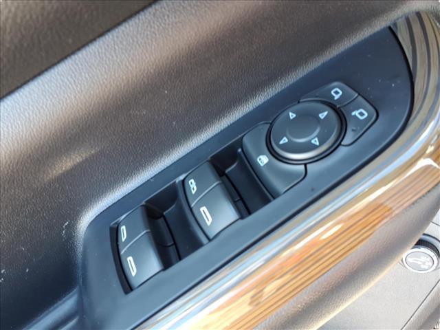 used 2022 GMC Acadia car, priced at $25,900