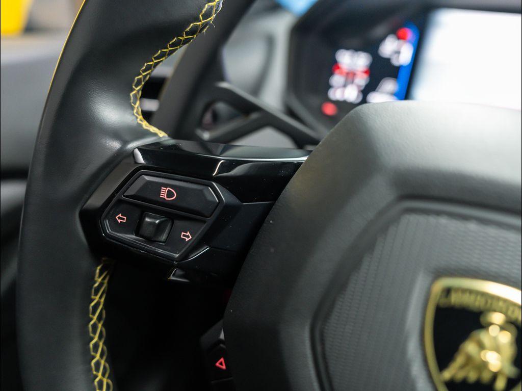 used 2020 Lamborghini Huracan EVO car, priced at $279,950