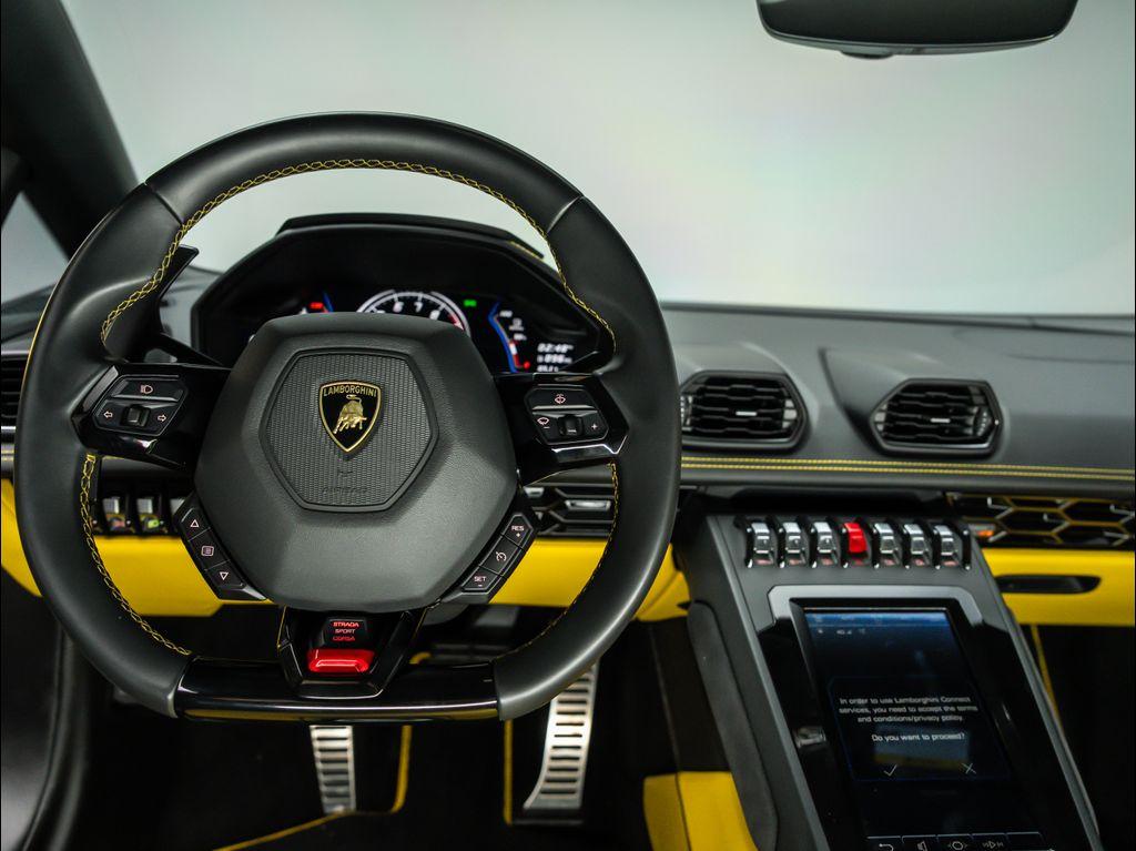 used 2020 Lamborghini Huracan EVO car, priced at $279,950