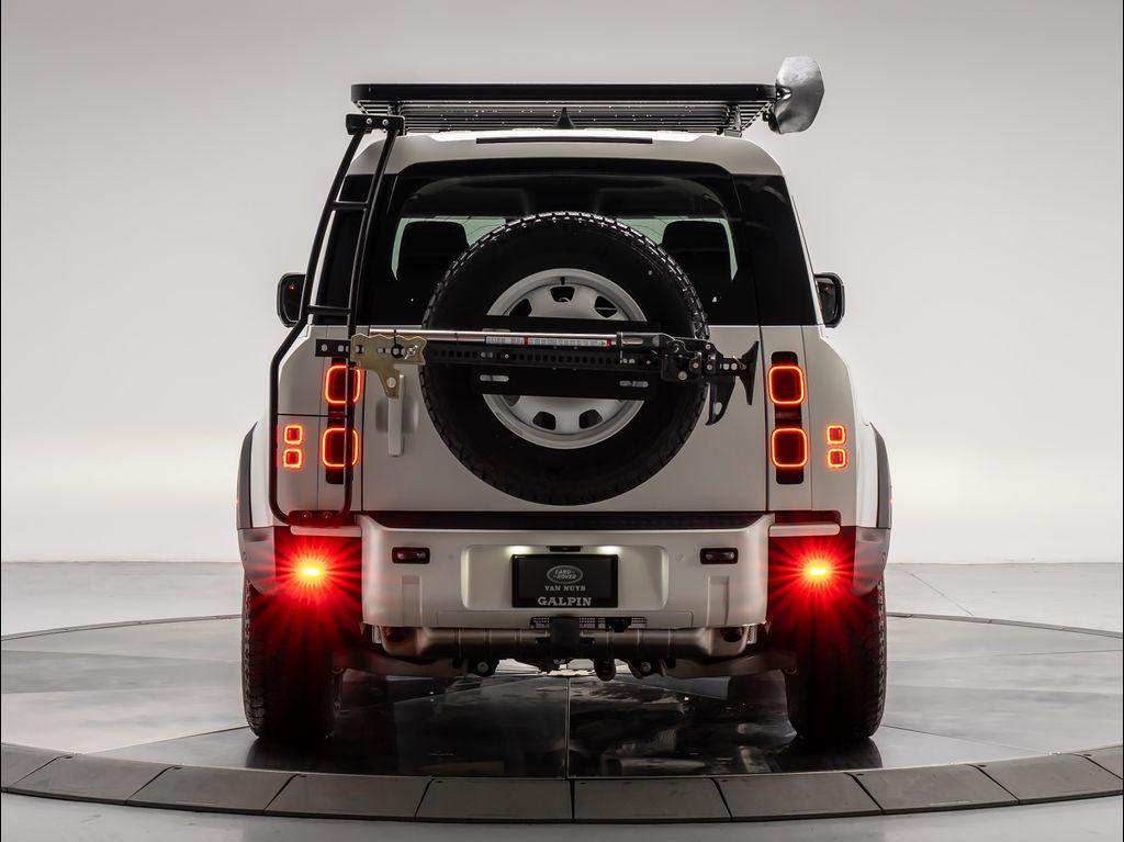 new 2024 Land Rover Defender car