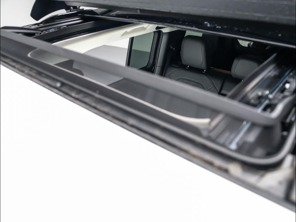 new 2024 Land Rover Defender car