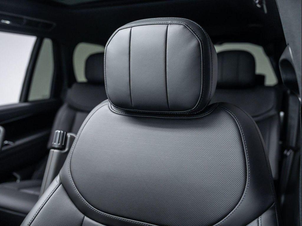 new 2025 Land Rover Range Rover car