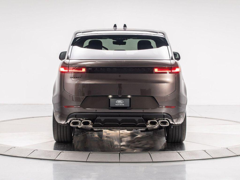new 2025 Land Rover Range Rover Sport car
