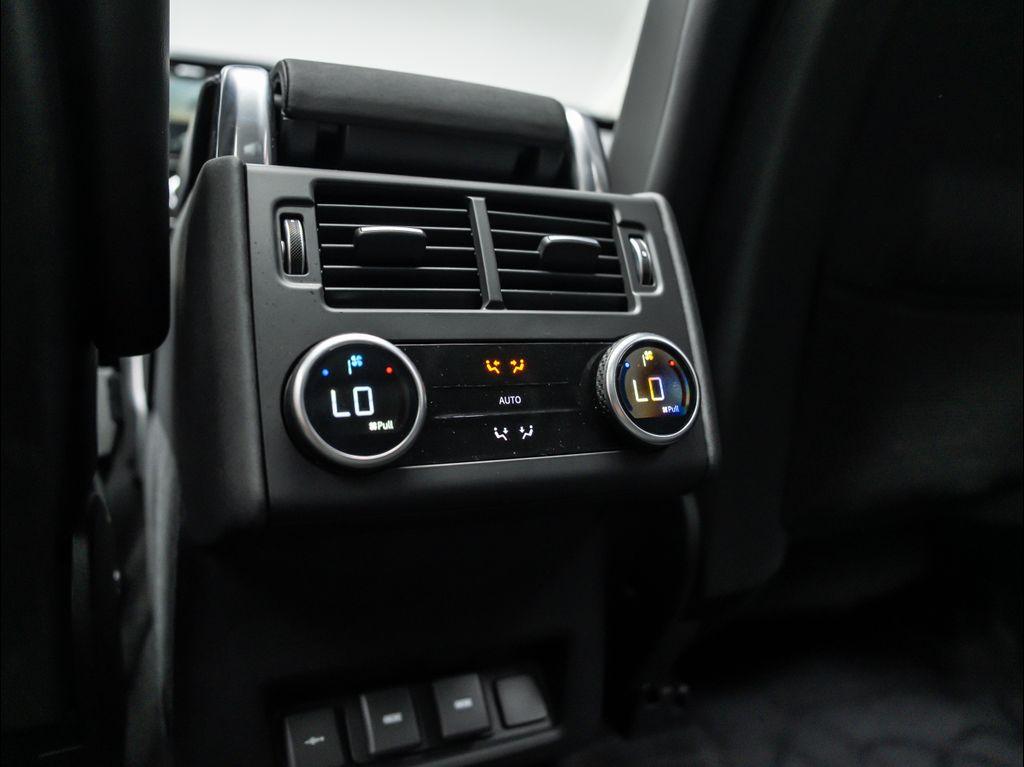 new 2024 Land Rover Discovery car, priced at $64,675