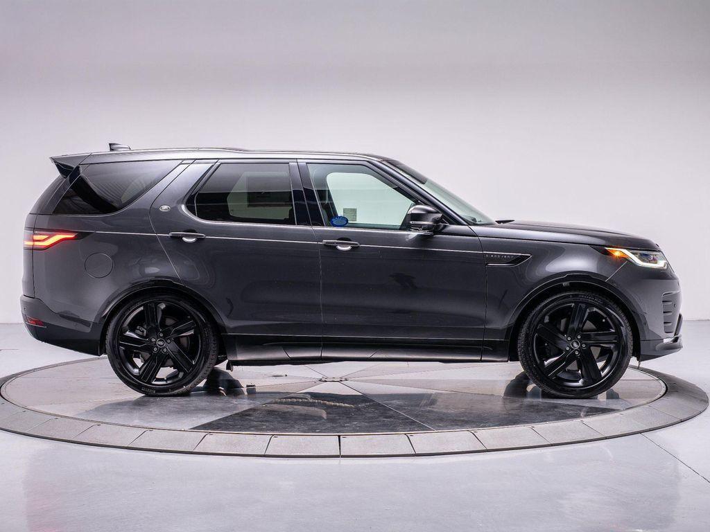 new 2025 Land Rover Discovery car, priced at $76,718
