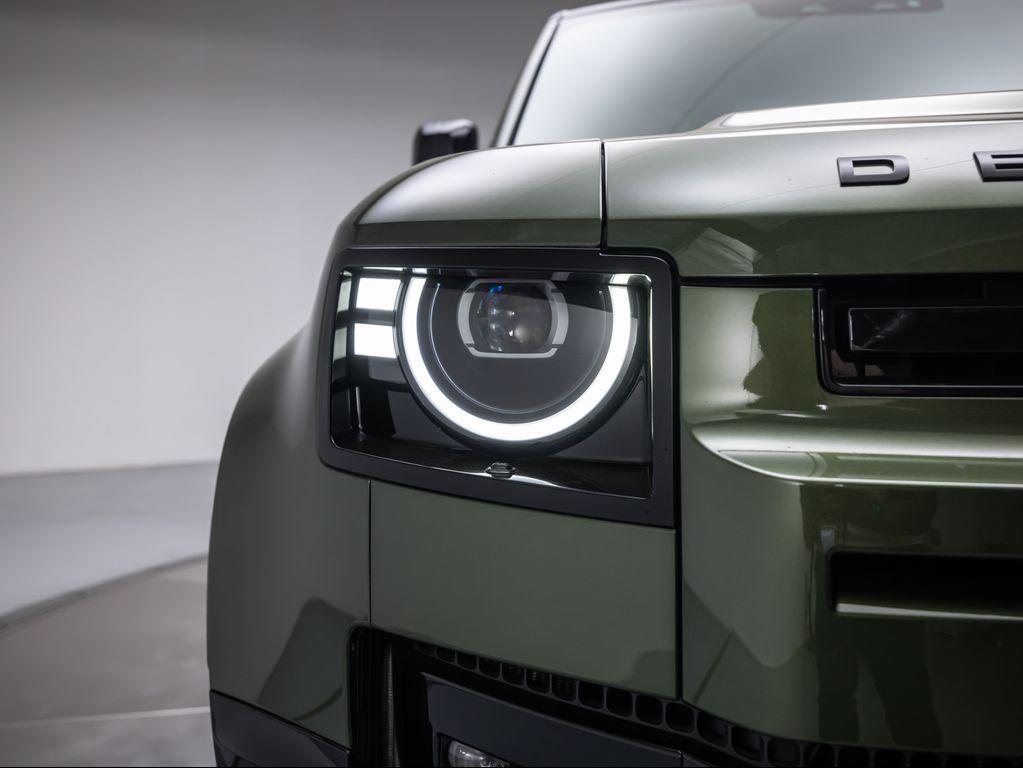 new 2026 Land Rover Defender car