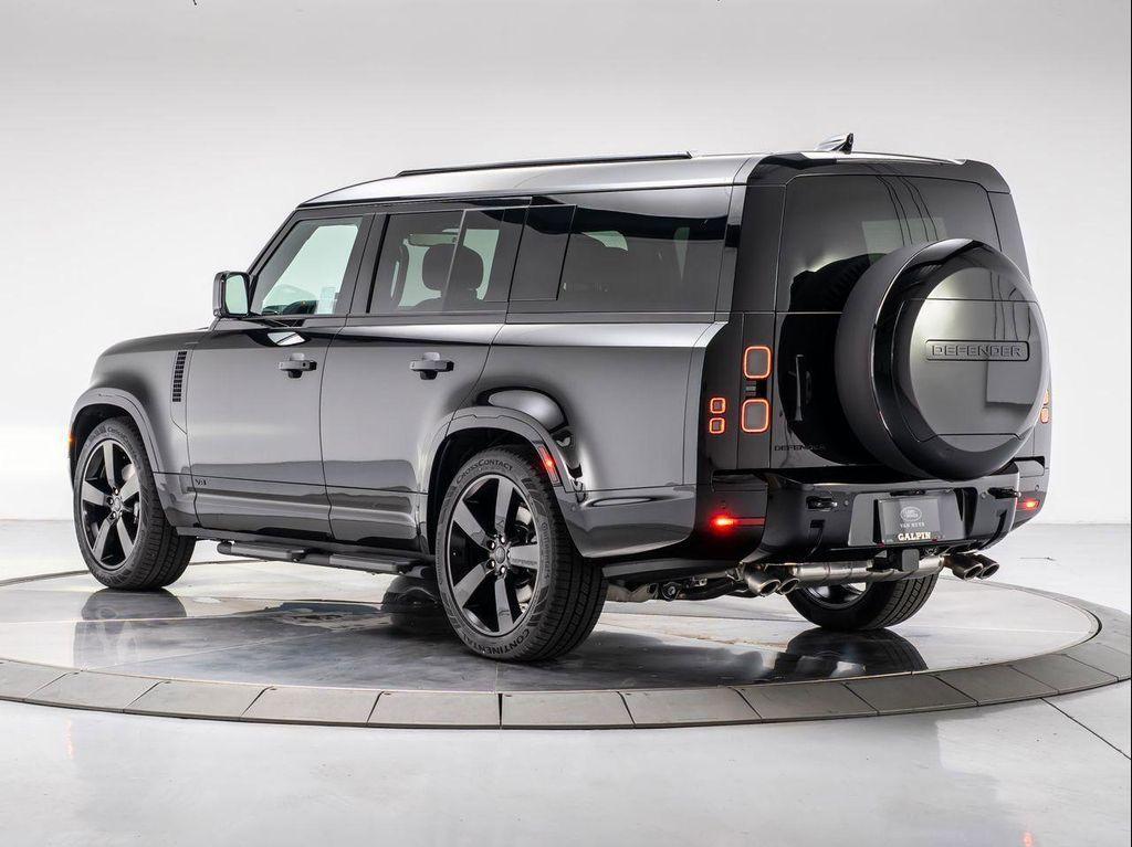 new 2026 Land Rover Defender car