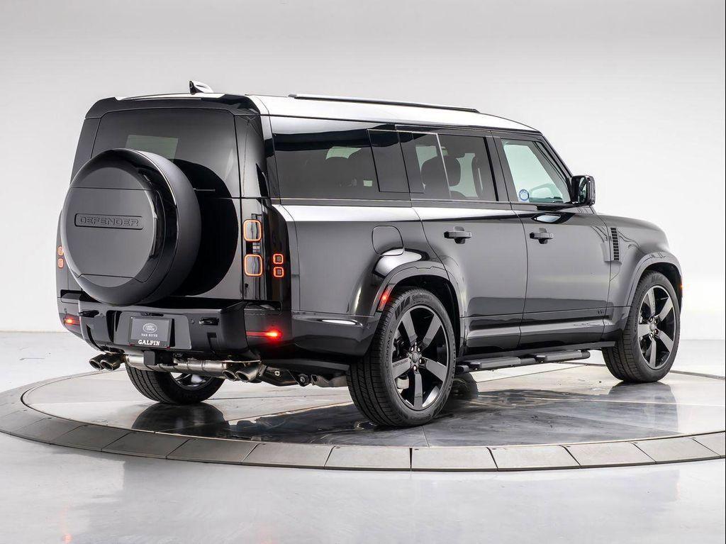 new 2026 Land Rover Defender car