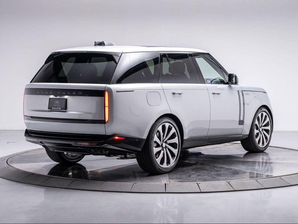 new 2025 Land Rover Range Rover car