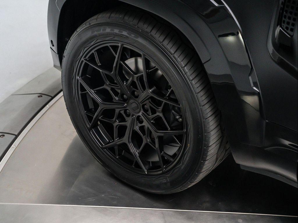 new 2026 Land Rover Defender car