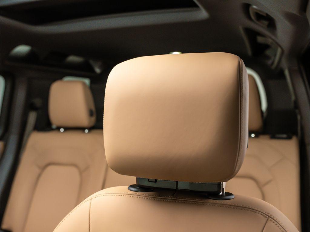 new 2026 Land Rover Defender car