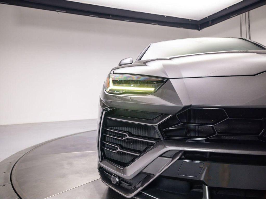 used 2021 Lamborghini Urus car, priced at $181,950