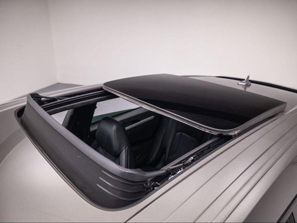 used 2021 Lamborghini Urus car, priced at $181,950