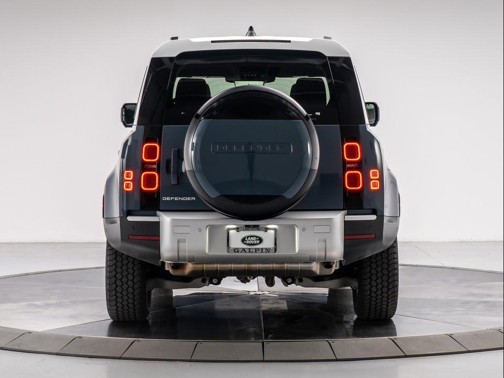 new 2025 Land Rover Defender car
