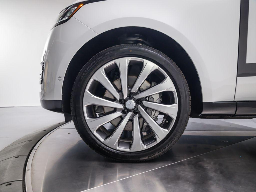 new 2025 Land Rover Range Rover car