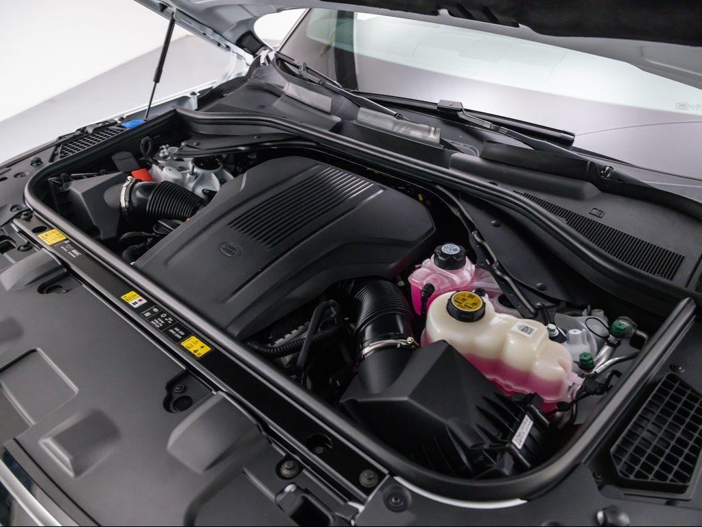 new 2025 Land Rover Range Rover car