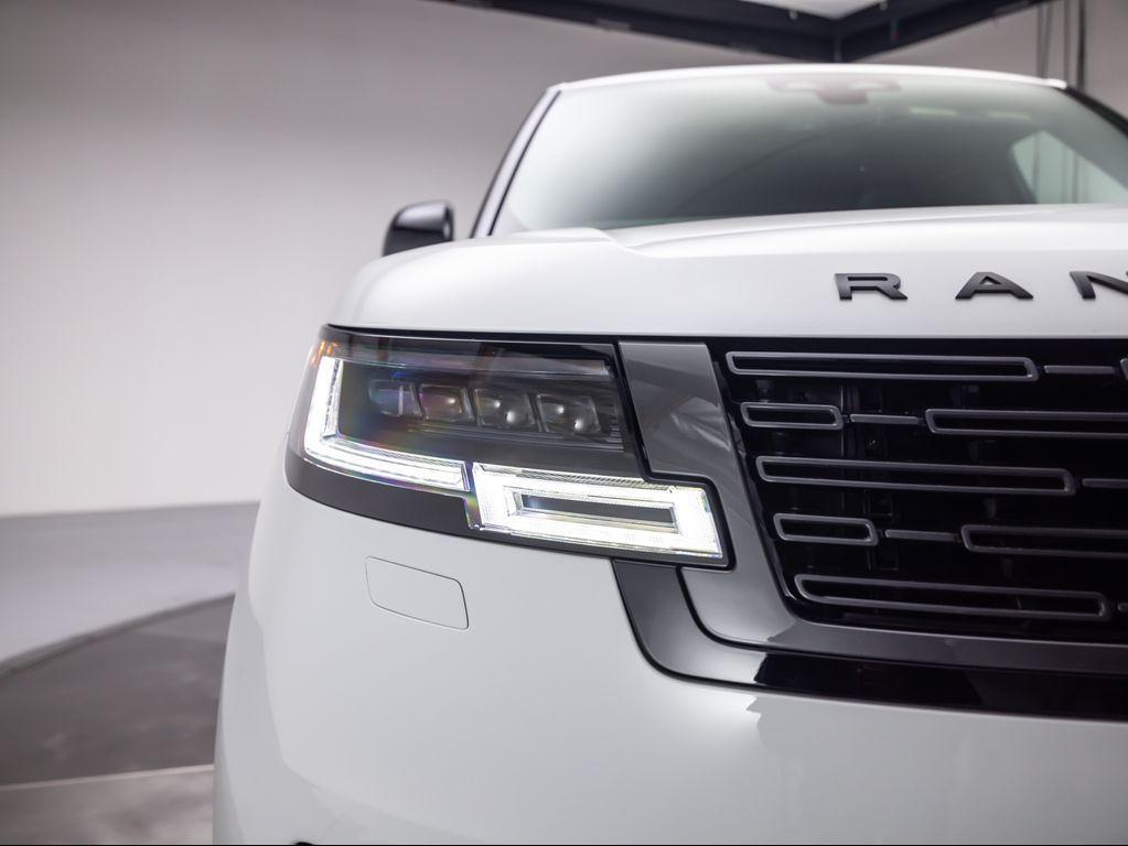 new 2025 Land Rover Range Rover car