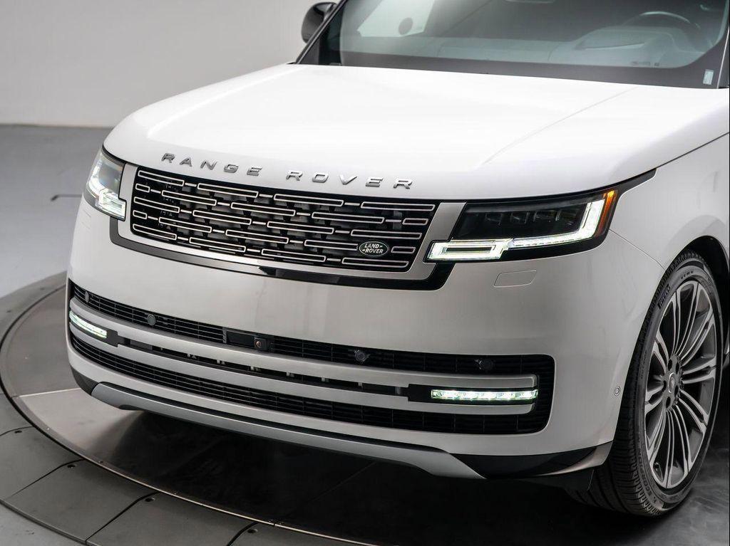 new 2025 Land Rover Range Rover car