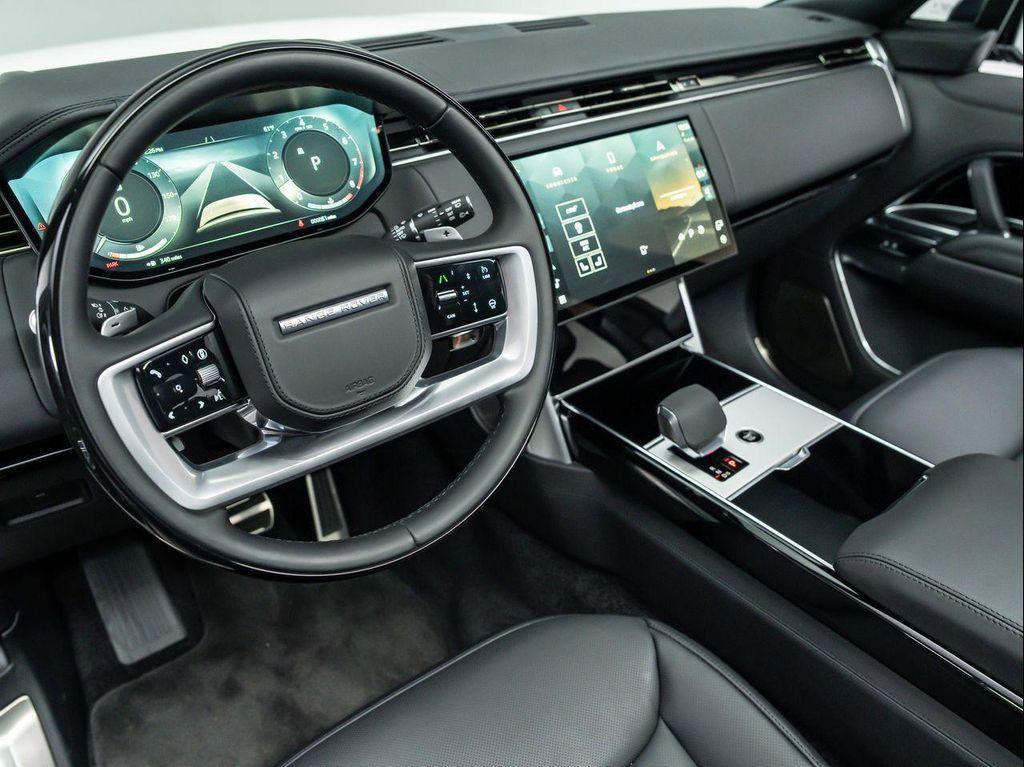 new 2025 Land Rover Range Rover car