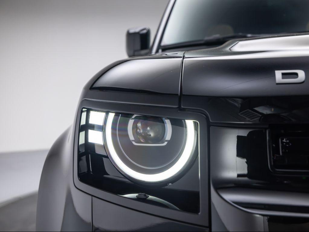 new 2026 Land Rover Defender car