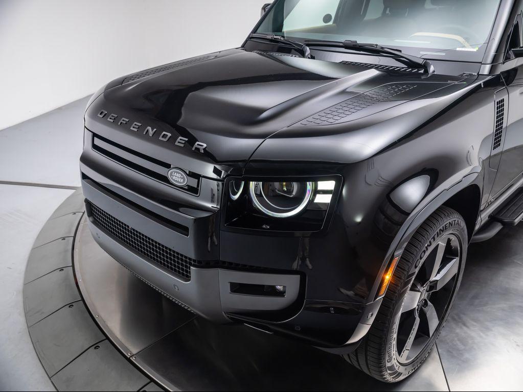 new 2026 Land Rover Defender car