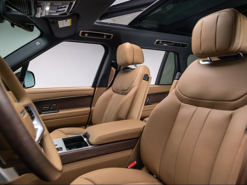 new 2025 Land Rover Range Rover car