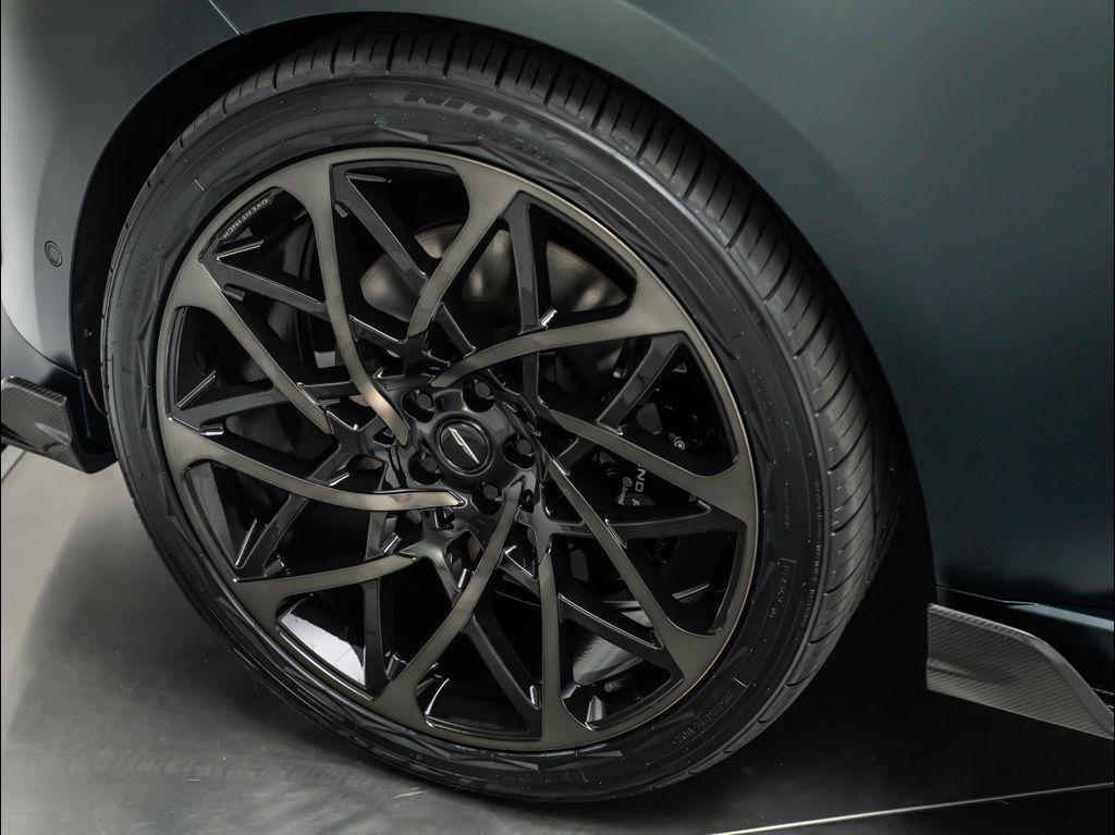 new 2025 Land Rover Range Rover car