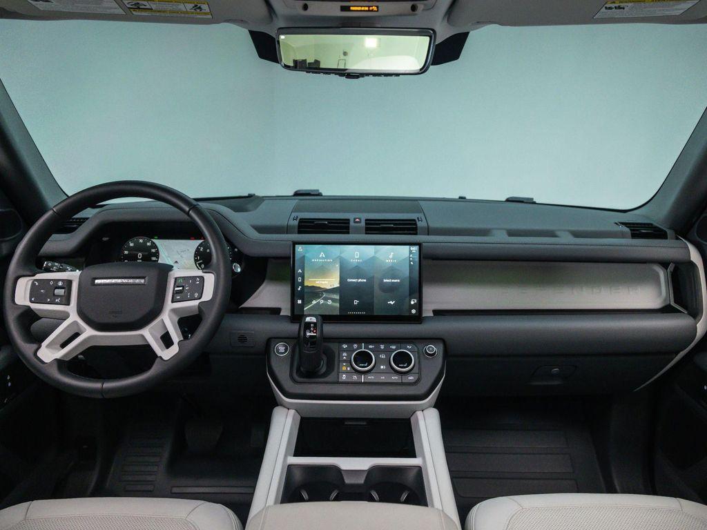 new 2025 Land Rover Defender car