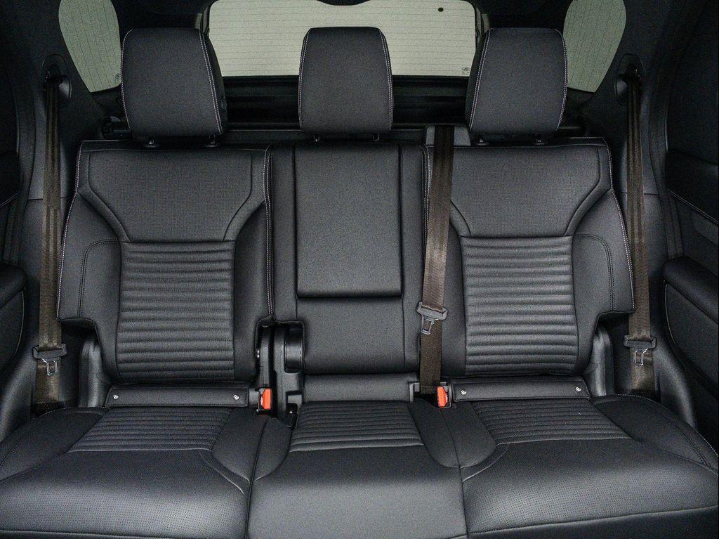 new 2025 Land Rover Discovery car, priced at $77,968