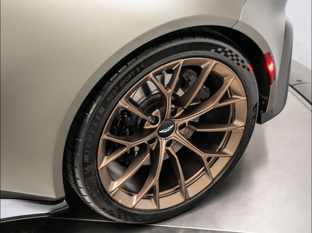 used 2025 Aston Martin Vantage car, priced at $199,999