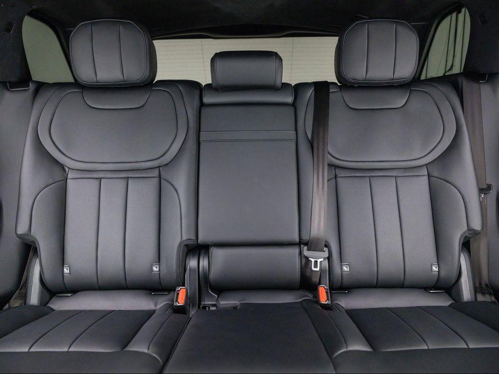 new 2025 Land Rover Range Rover Sport car