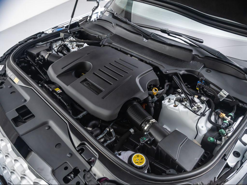 new 2026 Land Rover Discovery car, priced at $75,656