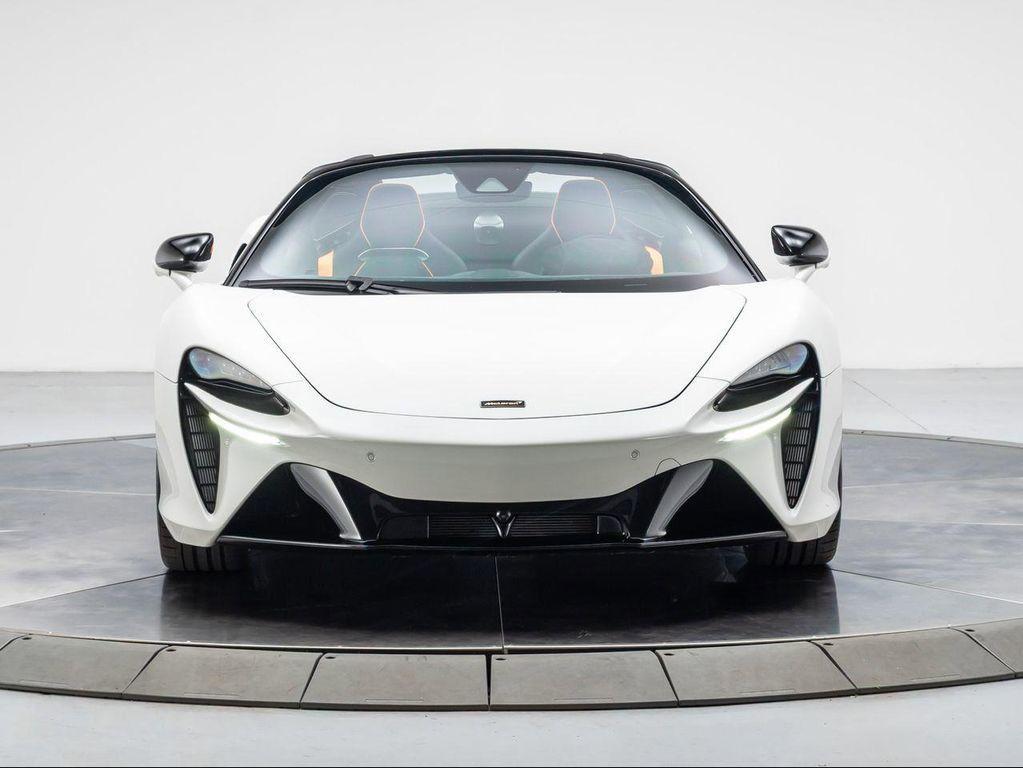 used 2025 McLaren Artura car, priced at $254,950