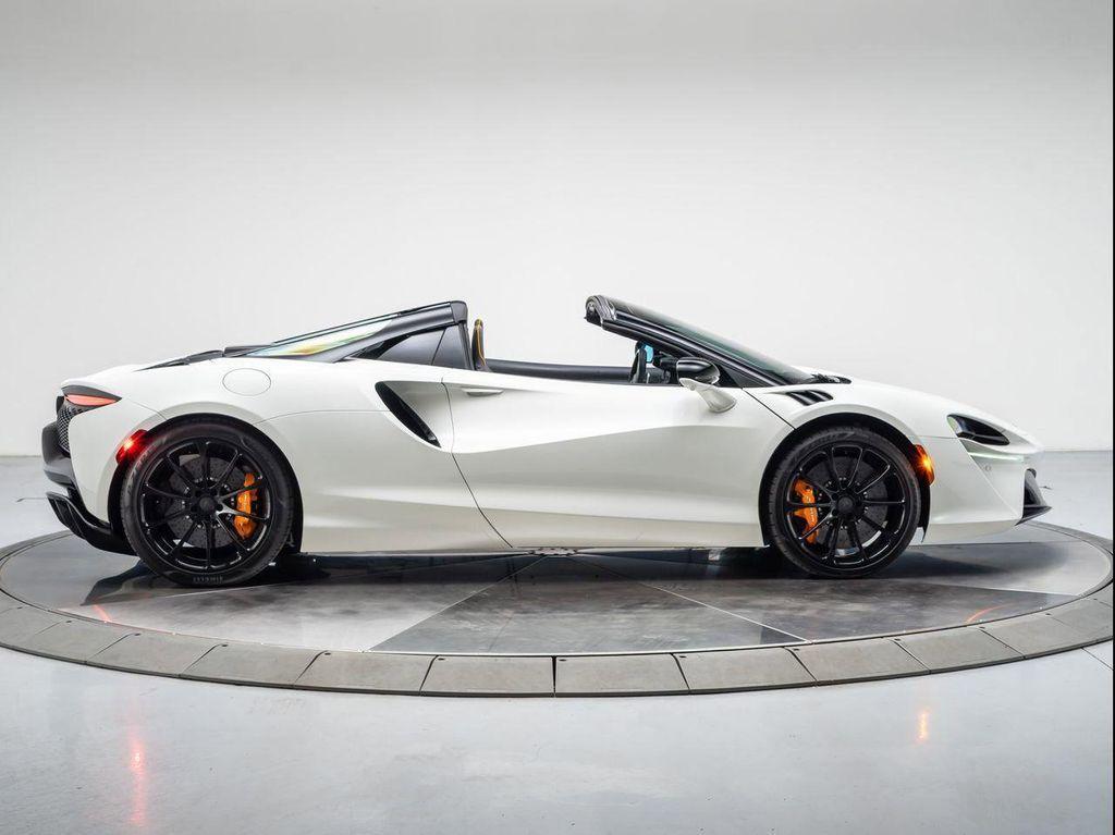 used 2025 McLaren Artura car, priced at $254,950