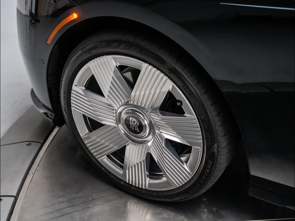 used 2025 Rolls-Royce Spectre car, priced at $379,950