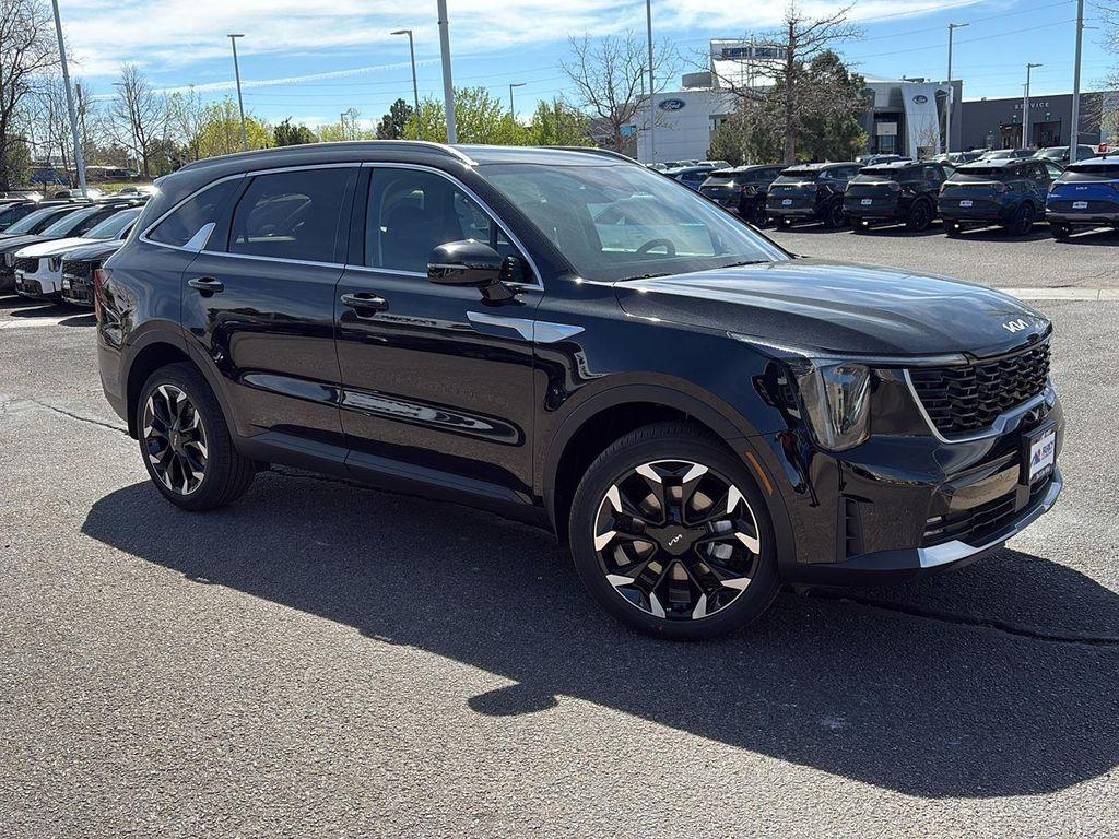 new 2026 Kia Sorento car, priced at $39,695