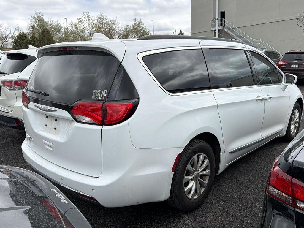 used 2017 Chrysler Pacifica car, priced at $10,995