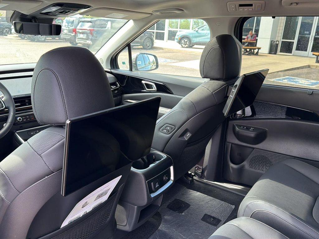 new 2026 Kia Carnival car, priced at $54,600